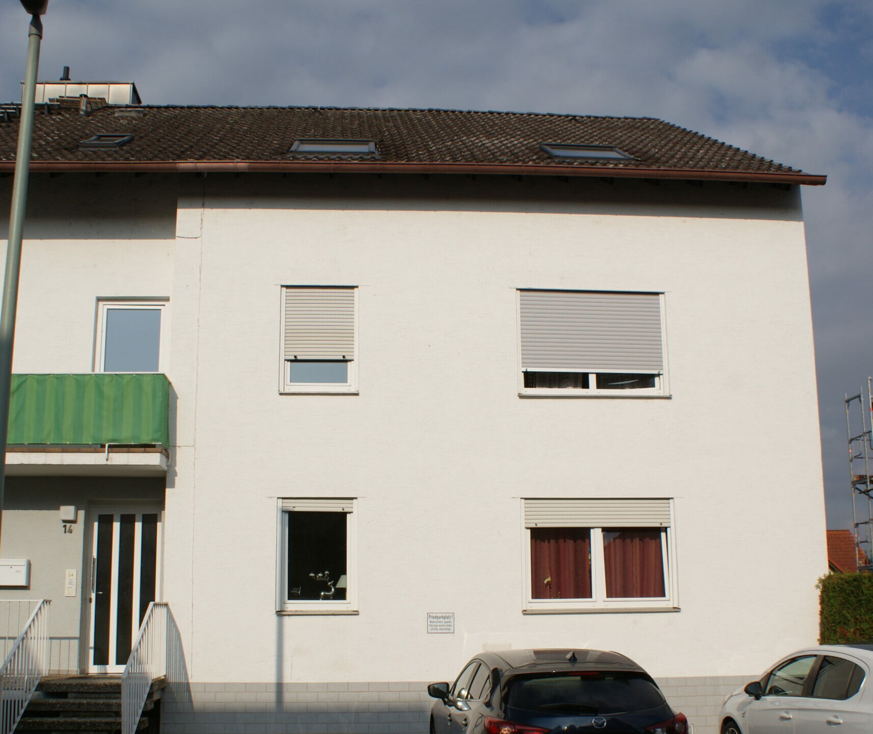 Geräumige 3 Zimmer DG-Wohnung, in ruhiger Lage